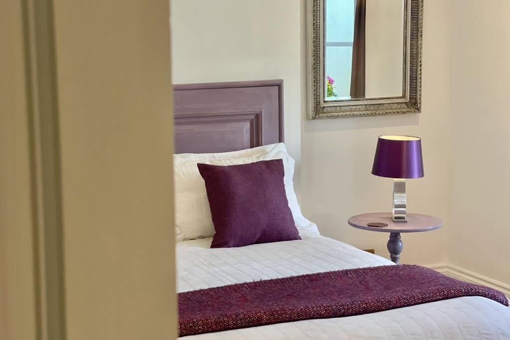 Lavender Apartment - Spacious Apartment Close To The Beach 迪尔 外观 照片